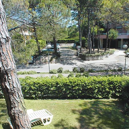 Flat In Lignano Pineta Leilighet Lignano Sabbiadoro Eksteriør bilde