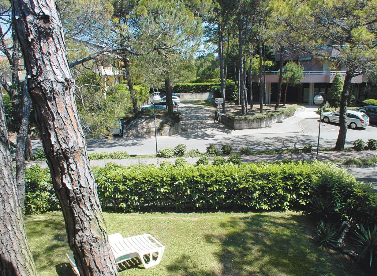 Flat In Lignano Pineta Leilighet Lignano Sabbiadoro Eksteriør bilde