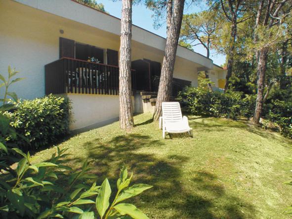 Flat In Lignano Pineta Leilighet Lignano Sabbiadoro Eksteriør bilde
