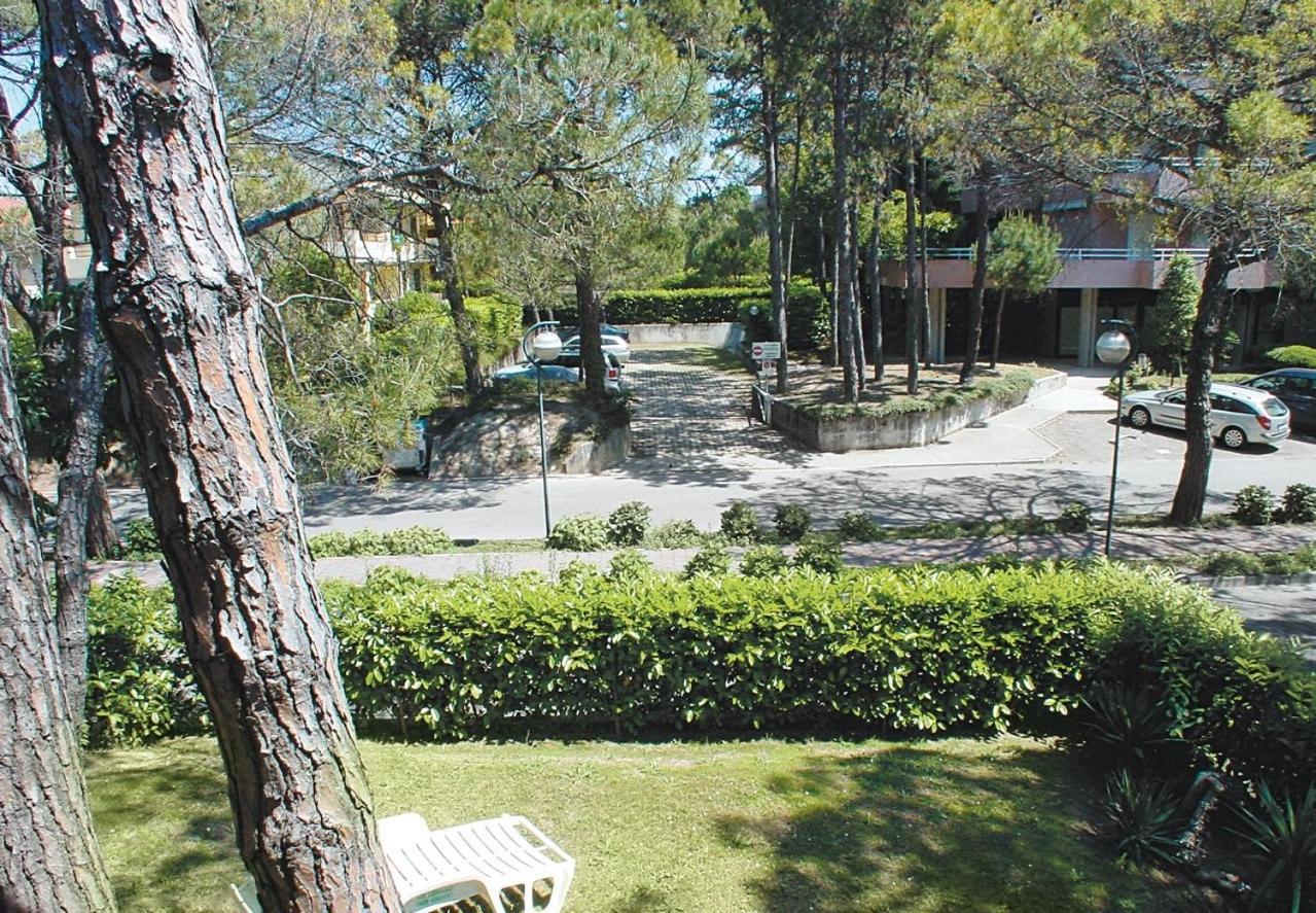 Flat In Lignano Pineta Leilighet Lignano Sabbiadoro Eksteriør bilde